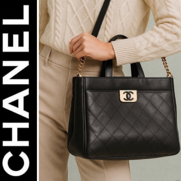 CHANEL Italy Leather Executive Tote Bag - Picture 2 of 16